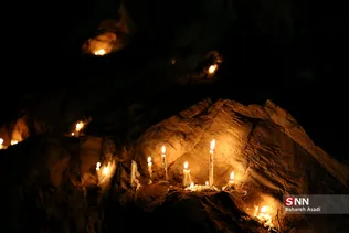 آیین شام غریبان در مقبره شهدا