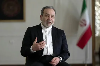 عراقچی: همسایگان بزرگ&zwnj;ترین فرصت اکنون در سیاست خارجی ما هستند