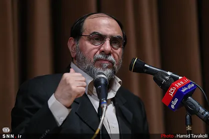 بی&zwnj;سوادی فقه بانکی و اقتصادی در حوزه و دانشگاه موج می&zwnj;زند/ چرا رئیس قوه قضائیه لیست قضات فاسد را اعلام نمی&zwnj;کند؟