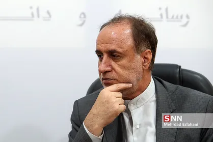 مجلس هم در کنار دولت در بروز مشکلات معیشتی و اقتصادی مقصر است/ جیب مردم بهترین معیار سنجش نرخ تورم و گرانی است