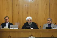 تولید، اشتغال و کنترل تورم محور اصلی بودجه ۹۸ است
