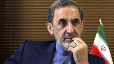 ولایتی در پیامی به خدمه ناو تریپولی هشدار داد/ حضور شما به کابوسی برای امنیت‌تان تبدیل می‌شود