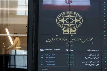 شاخص کل بورس ۳.۸ هزار واحد افزایش یافت