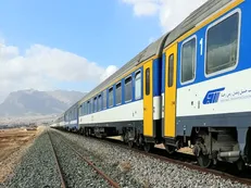 ترمیم دو پل آسیب‌دیده راه‌آهن زنجان - تبریز در چهار روز