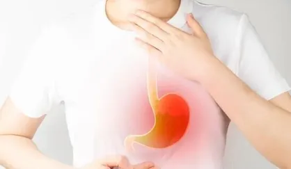 رفلاکس حنجره&zwnj;ای؛ علت پنهان گرفتگی صدا و سرفه&zwnj;های مزمن