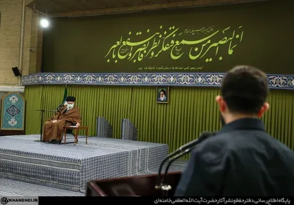 نمایندگان اتحادیه دانشجویی در محضر رهبر معظم انقلاب چه گفتند؟ / از انتقاد به عدم مسئولیت&zwnj;شناسی کارگزاران نظام تا لزوم تعبیه سازوکار نظارتی بر نهادهای ذیل رهبری