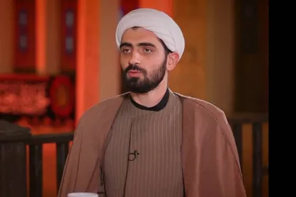 بررسی اشعار آیینی و مذهبی در &laquo;موکب کلمات&raquo;