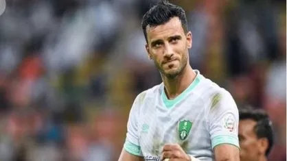 عمر السومه می&zwnj;خواهد به دیدار با استقلال برسد؛ برنامه ستاره الاهلی برای آبی&zwnj;ها + عکس