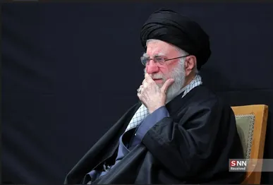محرم‌نامه‌های رهبر شهید؛ شماره اول: مکتب عاشورا، گره‌گشای ملل مسلمان / اسلام را واقعا قیام سیدالشهدا حفظ کرده است + فیلم