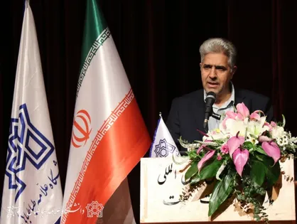 تمرکز اصلی دانشگاه علامه&zwnj;طباطبائی بر پژوهش&zwnj;هایی است که به حل مسائل جامعه می&zwnj;پردازند