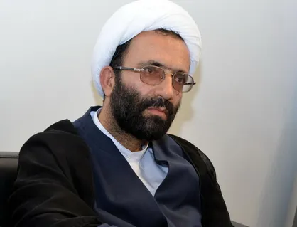 کمیته سه&zwnj;نفره&zwnj; بررسی پرونده تحصیلی فریدون، در ارائه گزارش تعلل می&zwnj;کند/ احتمال ابطال مدرک برادر رئیس&zwnj;جمهور