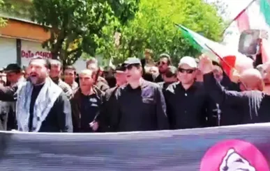 حضور احمد دنیامالی وزیر ورزش در مراسم تشییع رهبر شهید انقلاب