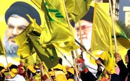 واکنش حزب&zwnj;الله به اهانت &laquo;شارلی ابدو&raquo;: امام خامنه&zwnj;ای تنها رهبر یک کشور نیست، امام یک امت است