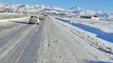 یخبندان شدید صبح امروز در مسیر کرمانشاه به کردستان