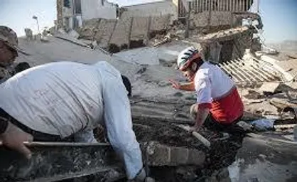 دولت در زلزله غرب کشور عملکرد ضعیفی داشت/ با تکه پرانی&zwnj;های سیاسی مشکلات زلزله زدگان حل نمی&zwnj;شود