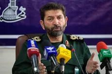 سردار حسن زاده: تصور می‌کنند با رعب و وحشت می‌توانند مردم و جوانان را از مکتب حاج قاسم دور کنند/ فوج فوج به دلدادگان مکتب اضافه می‌شود + فیلم