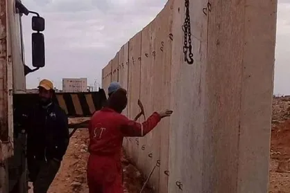 لیبی ساخت دیوار حائل در مرز با مصر را شروع کرد