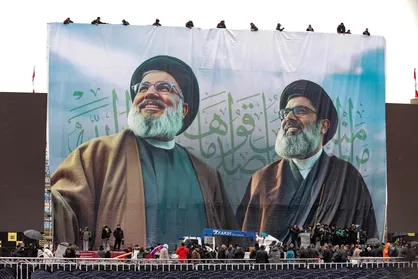 مراسم گرامیداشت شهیدان سیدحسن نصرالله و سیدهاشم صفی&zwnj;الدین در مصلای امام خمینی(ره)  برگزارشد+فیلم