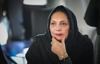 منیژه حکمت برای &laquo;منفی کرونا&raquo; مجوز گرفت