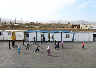 استاندار کردستان خواستار جمع‌آوری مدارس کانکسی شد
