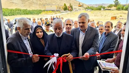 افتتاح نیروگاه خورشیدی ۸۵ کیلوواتی سرای سالمندان بروجن