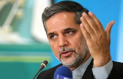 نقوی&zwnj;حسینی: آمریکا یک سیاست غلط ۴۰ ساله دارد/ گمان می&zwnj;کند اگر ملت را در تنگنا قراردهد، مردم از کوره درخواهند رفت