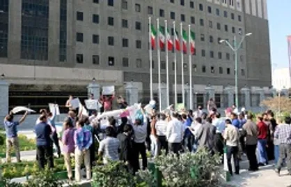 تجمع معلمان حق&zwnj;التدریس و پیش دبستانی مقابل مجلس