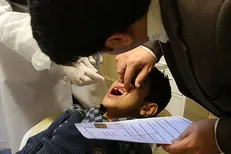 اردوی جهادی دانشجویان خارجی دانشگاه علوم پزشکی قم در حاشیه مسجد جمکران برگزار شد