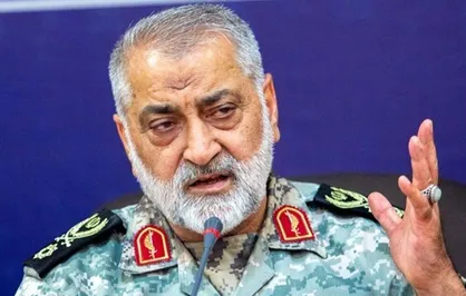 نیرو&zwnj;های مسلح ایران ناو آبراهام لینکلن را مجبور به عقب&zwnj;نشینی کردند