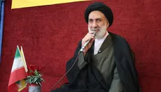 نماینده ولی فقیه در چهارمحال و بختیاری: احترام و تواضع در برابر دیگران نشانه ادب واقعی است