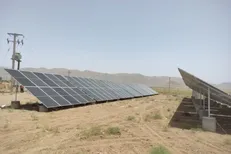 انعقاد موافقت‌نامه احداث بیش از ۵۰ نیروگاه خورشیدی در نجف‌آباد