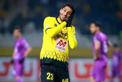 فیلم گل اول سپاهان به پرسپولیس در دقیقه 2