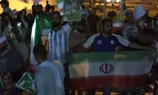 هواداران فوتبال در فرودگاه منتظر ملی پوشان فوتبال ایران+عکس