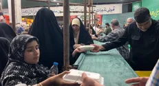 توزیع ۱۴ هزار پرس غذا در نود و ششمین شب تجمعات مردم رشت+فیلم
‌