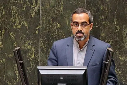 ایزدخواه: سلطان سکه را اعدام می&zwnj;کنیم اما وقتی به استیضاح وزیر اقتصاد می&zwnj;رسد تعارف می&zwnj;کنیم! + فیلم