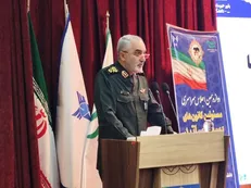 جانشین وزیر دفاع: ظرفیت‌های متناسب با نبرد‌های مدرن گسترش می‌یابد
