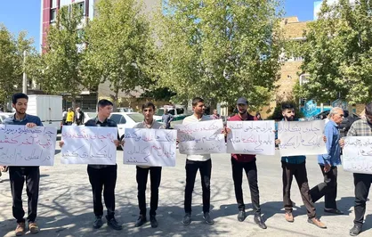 تجمع دانشجویان یاسوجی در اعتراض به عملکرد بانک&zwnj;ها+ تصاویر