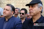 مهدی کرمپور در مراسم تشییع سید ضیا الدین دری 