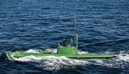 شلیک اژدر از زیردریایی فاتح
