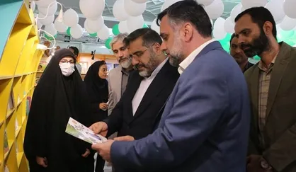 وزیر ارشاد، یک روز قبل از افتتاح نمایشگاه کتاب از آن بازدید کرد