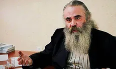برای فیلم های «شونه تخم مرغی» بودجه هست، برای فیلم های «دفاع مقدس» نه! / مدیران به سینمای دفاع مقدس اعتقادی ندارند