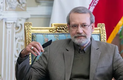 لاریجانی: آمریکایی&zwnj;ها اگر عقل داشته باشند، سر به سر یمن نمی&zwnj;گذارند + فیلم