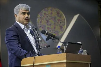 فعالیت سیاسی دانشجو به نفع جامعه و مردم است/ عده&zwnj;ای می&zwnj;خواهند دانشجویان چشم و گوش بسته باشند