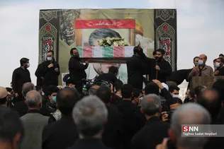 تشییع پیکر شهید مدافع حرم «رضا فرزانه»