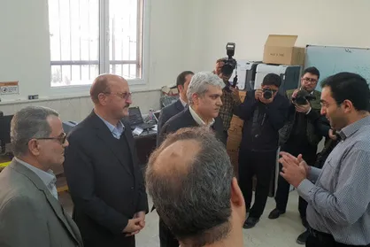 بازدید ستاری از مرکز رشد واحد&zwnj;های فناور دانشگاه امام خمینی(ره)/ ۲۰ مجموعه نوآور در این مرکز فعالیت می&zwnj;کنند