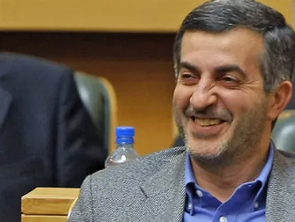 مشایی وکلایش را هم از حضور در دادگاه منع کرد