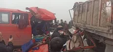 صحبت‌های دانش آموزان مصدوم در سانحه رانندگی صبح امروز در کرمانشاه. متاسفانه ۲ نفر از دانش‌آموزان دختر فوت و ۱۸ نفر دیگر مصدوم شدند