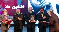 تقدیر از برگزیدگان کنگره شعر سردار سربداران/ زینب سلیمانی: حاج‌قاسم دوستدار شعر و ادب بود