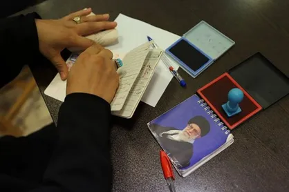 آرای انتخابات ریاست جمهوری پیش از دیگر انتخابات شمارش می&zwnj;شود + فیلم