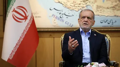 پزشکیان: برای دفاع از عزت و حقوق ملت ایران به نیویورک رفتیم /  تا پای جان برای دفاع از کشور و مردم ایستادگی خواهیم کرد + فیلم